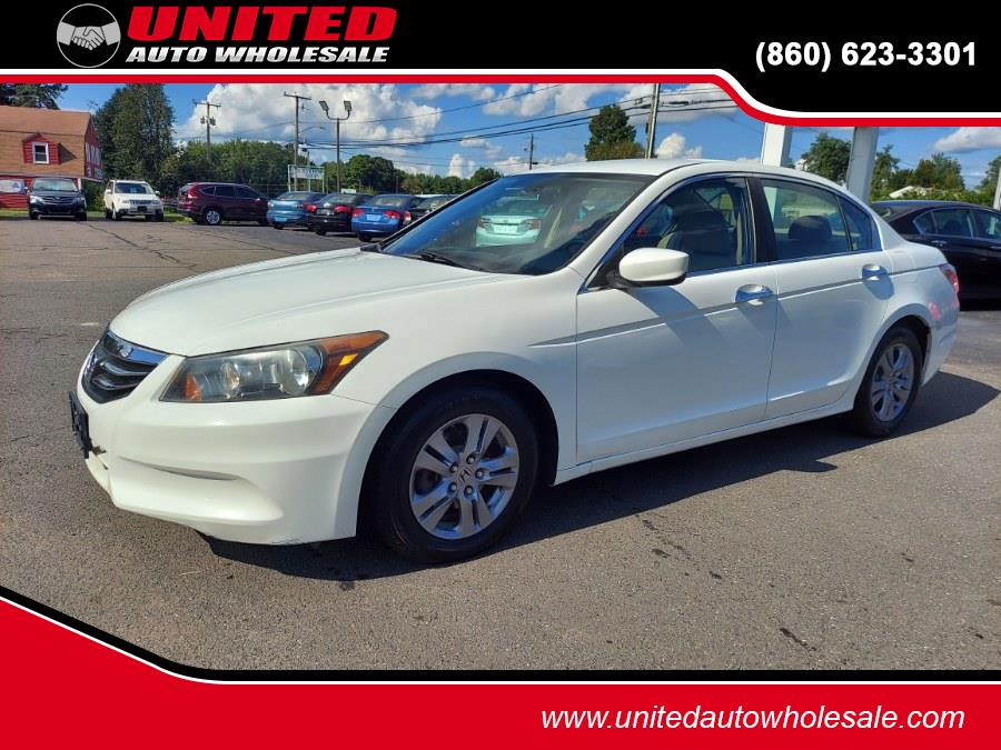 Used 2011 Honda Accord Sdn in East Windsor, Connecticut | United Auto Sales of E Windsor, Inc. East Windsor, Connecticut