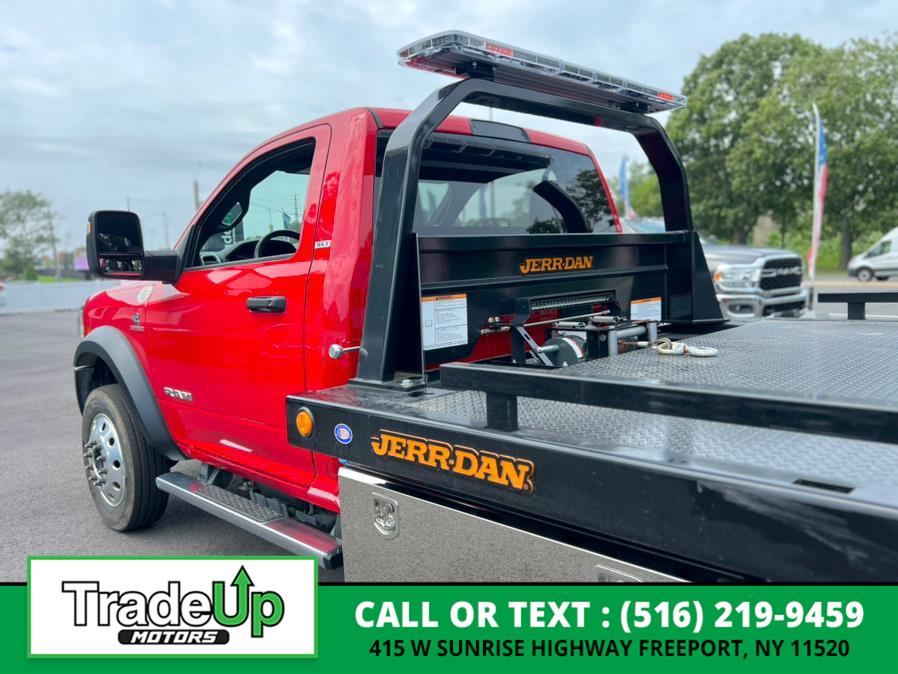 2024 RAM Ram 5500 Chassis Cab SLT photo 8