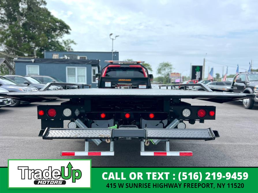 2024 RAM Ram 5500 Chassis Cab SLT photo 1