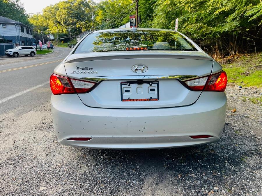 2013 Hyundai Sonata 4dr Sdn 2.4L Auto GLS PZEV *Ltd Avail*, available for sale in Bloomingdale, New Jersey | Bloomingdale Auto Group. Bloomingdale, New Jersey 2013 Hyundai Sonata 4dr Sdn 2.4L Auto GLS PZEV *Ltd Avail*, available for sale in Bloomingdale, New Jersey | Bloomingdale Auto Group. Bloomingdale, New Jersey