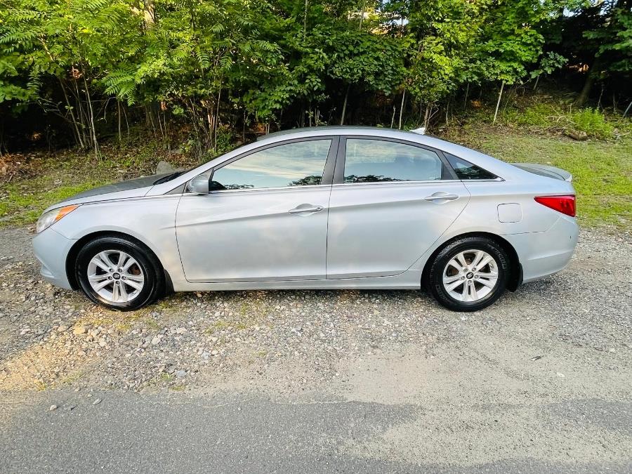2013 Hyundai Sonata 4dr Sdn 2.4L Auto GLS PZEV *Ltd Avail*, available for sale in Bloomingdale, New Jersey | Bloomingdale Auto Group. Bloomingdale, New Jersey 2013 Hyundai Sonata 4dr Sdn 2.4L Auto GLS PZEV *Ltd Avail*, available for sale in Bloomingdale, New Jersey | Bloomingdale Auto Group. Bloomingdale, New Jersey
