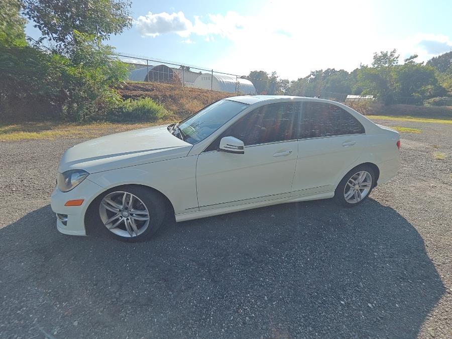 2013 Mercedes-Benz C-Class 4dr Sdn C300 Luxury 4MATIC, available for sale in South Windsor, Connecticut | Fancy Rides LLC. South Windsor, Connecticut 2013 Mercedes-Benz C-Class 4dr Sdn C300 Luxury 4MATIC, available for sale in South Windsor, Connecticut | Fancy Rides LLC. South Windsor, Connecticut