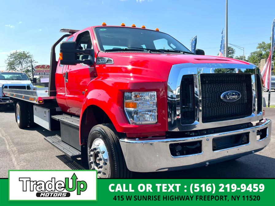 2024 Ford F-650 null photo 1