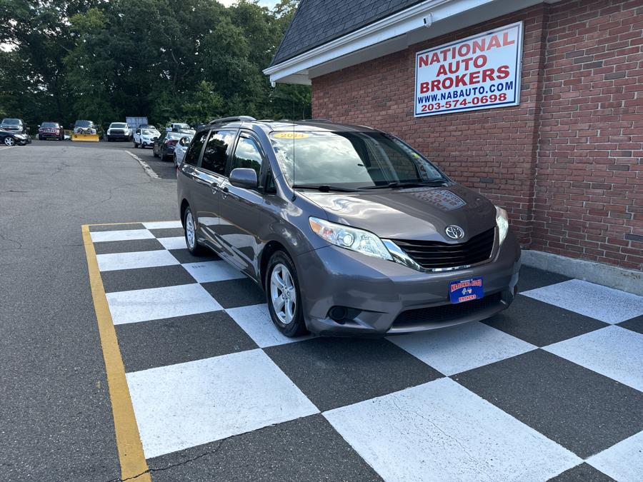 Used 2014 Toyota Sienna in Waterbury, Connecticut | National Auto Brokers, Inc.. Waterbury, Connecticut