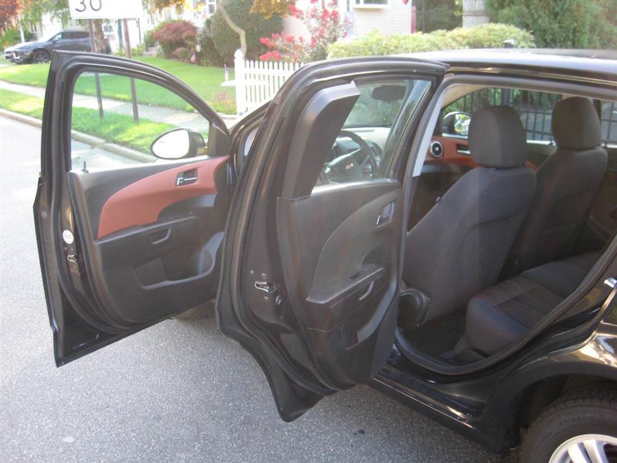 2013 Chevrolet Sonic LT Auto 4dr Hatchback, available for sale in Massapequa, New York | Rite Choice Auto Inc.. Massapequa, New York 2013 Chevrolet Sonic LT Auto 4dr Hatchback, available for sale in Massapequa, New York | Rite Choice Auto Inc.. Massapequa, New York