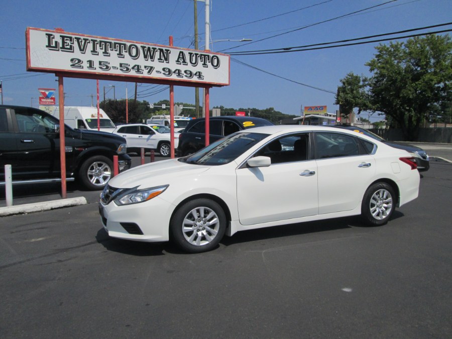 Used 2017 Nissan Altima in Levittown, Pennsylvania | Levittown Auto. Levittown, Pennsylvania