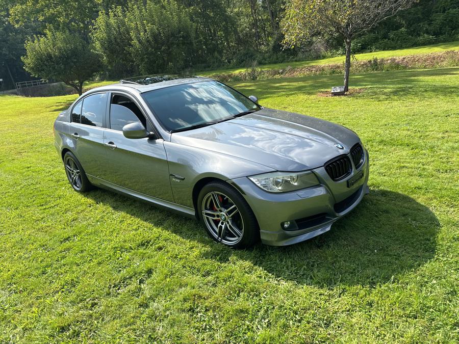 2011 BMW 3 Series 4dr Sdn 328i xDrive AWD SULEV, available for sale in Plainville, Connecticut | Choice Group LLC Choice Motor Car. Plainville, Connecticut