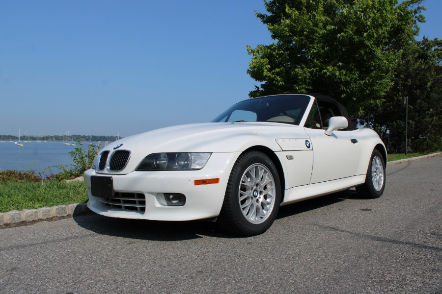 Used 2000 BMW Z3 in Great Neck, New York | Great Neck Car Buyers & Sellers. Great Neck, New York