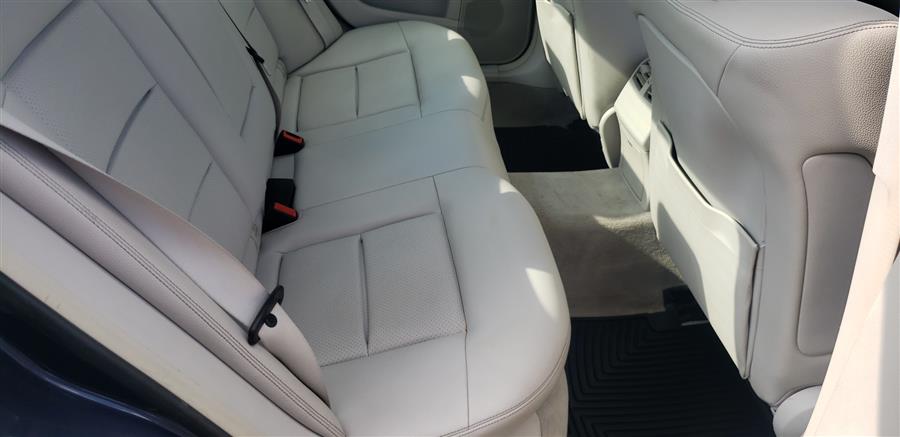 2014 Mercedes-Benz E-Class 4dr Sdn E 350 Luxury 4MATIC, available for sale in Little Ferry, New Jersey | Victoria Preowned Autos Inc. Little Ferry, New Jersey 2014 Mercedes-Benz E-Class 4dr Sdn E 350 Luxury 4MATIC, available for sale in Little Ferry, New Jersey | Victoria Preowned Autos Inc. Little Ferry, New Jersey
