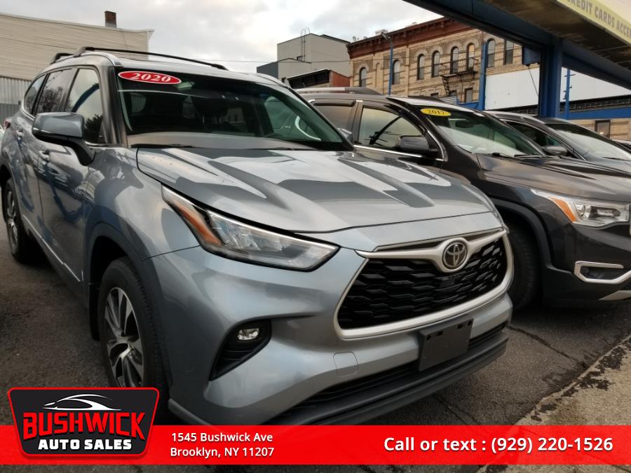 Used 2020 Toyota Highlander in Brooklyn, New York | Bushwick Auto Sales LLC. Brooklyn, New York