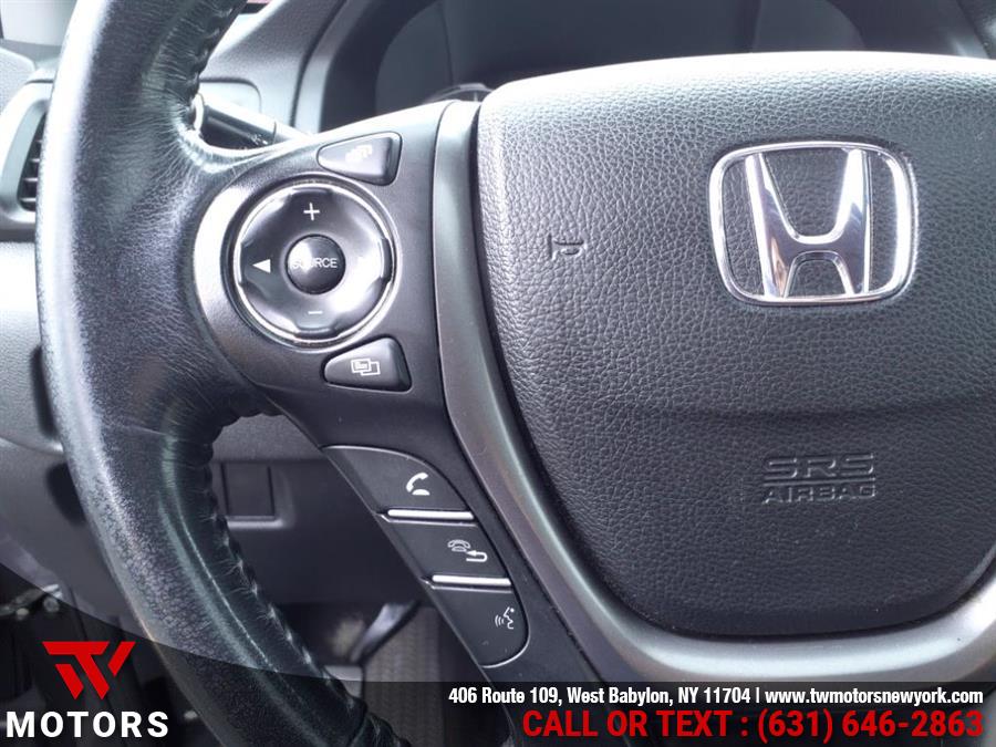 2017 Honda Pilot EX-L w/Navi, available for sale in West Babylon, New York | TW Motors. West Babylon, New York 2017 Honda Pilot EX-L w/Navi, available for sale in West Babylon, New York | TW Motors. West Babylon, New York