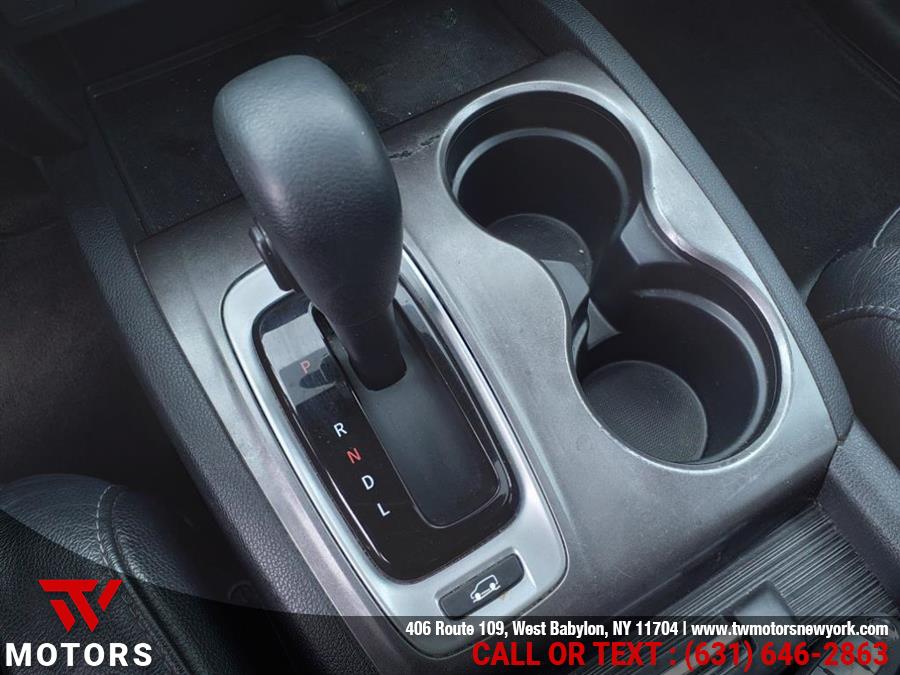 2017 Honda Pilot EX-L w/Navi, available for sale in West Babylon, New York | TW Motors. West Babylon, New York 2017 Honda Pilot EX-L w/Navi, available for sale in West Babylon, New York | TW Motors. West Babylon, New York
