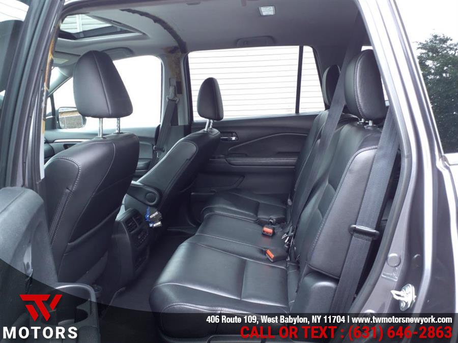 2017 Honda Pilot EX-L w/Navi, available for sale in West Babylon, New York | TW Motors. West Babylon, New York 2017 Honda Pilot EX-L w/Navi, available for sale in West Babylon, New York | TW Motors. West Babylon, New York