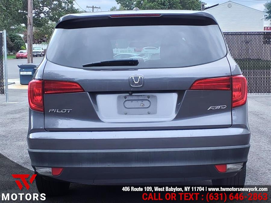 2017 Honda Pilot EX-L w/Navi, available for sale in West Babylon, New York | TW Motors. West Babylon, New York 2017 Honda Pilot EX-L w/Navi, available for sale in West Babylon, New York | TW Motors. West Babylon, New York