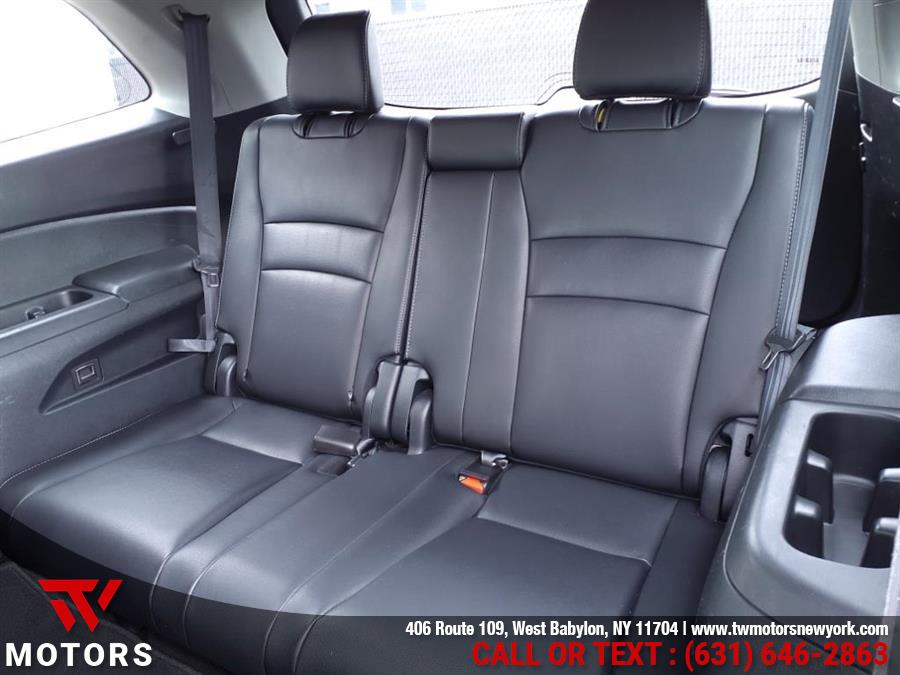 2017 Honda Pilot EX-L w/Navi, available for sale in West Babylon, New York | TW Motors. West Babylon, New York 2017 Honda Pilot EX-L w/Navi, available for sale in West Babylon, New York | TW Motors. West Babylon, New York