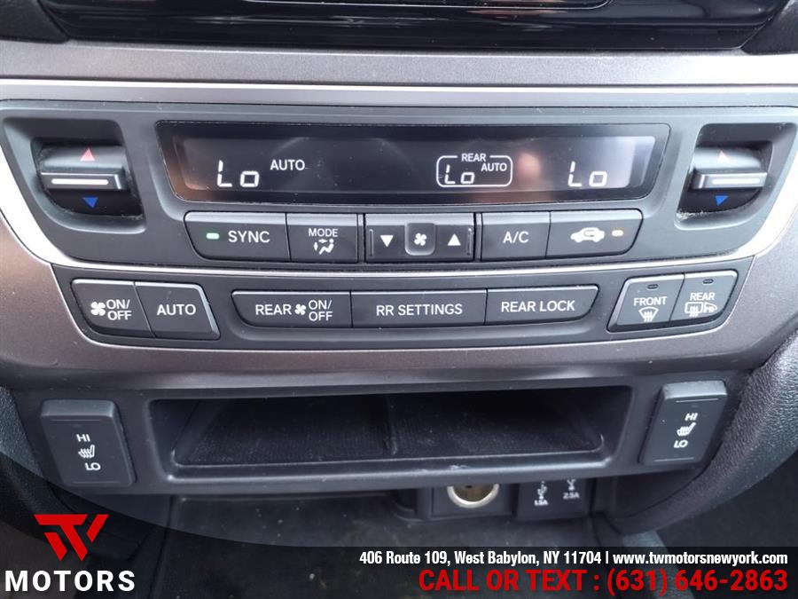 2017 Honda Pilot EX-L w/Navi, available for sale in West Babylon, New York | TW Motors. West Babylon, New York 2017 Honda Pilot EX-L w/Navi, available for sale in West Babylon, New York | TW Motors. West Babylon, New York
