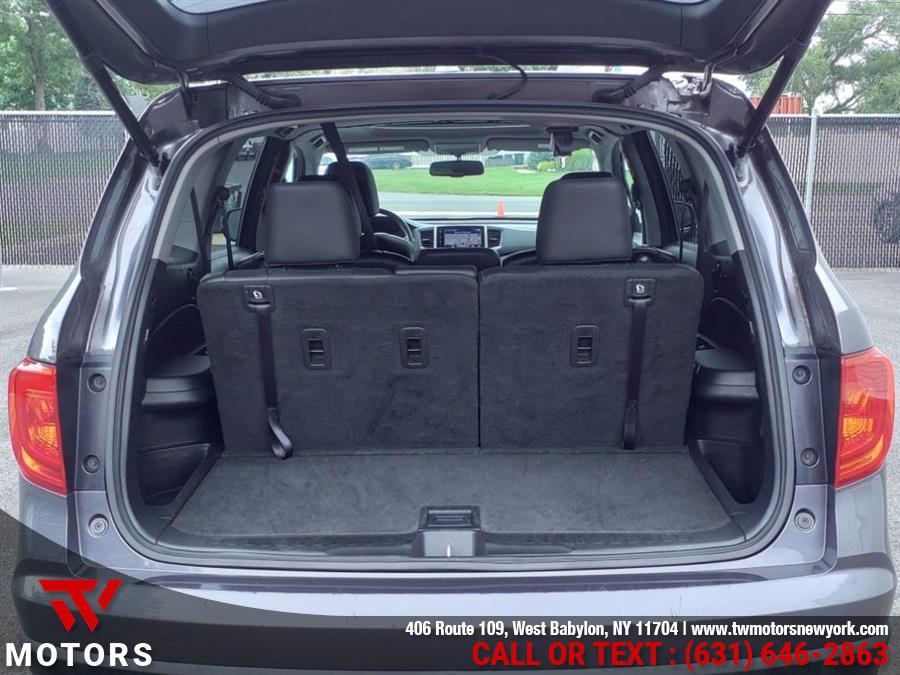 2017 Honda Pilot EX-L w/Navi, available for sale in West Babylon, New York | TW Motors. West Babylon, New York 2017 Honda Pilot EX-L w/Navi, available for sale in West Babylon, New York | TW Motors. West Babylon, New York