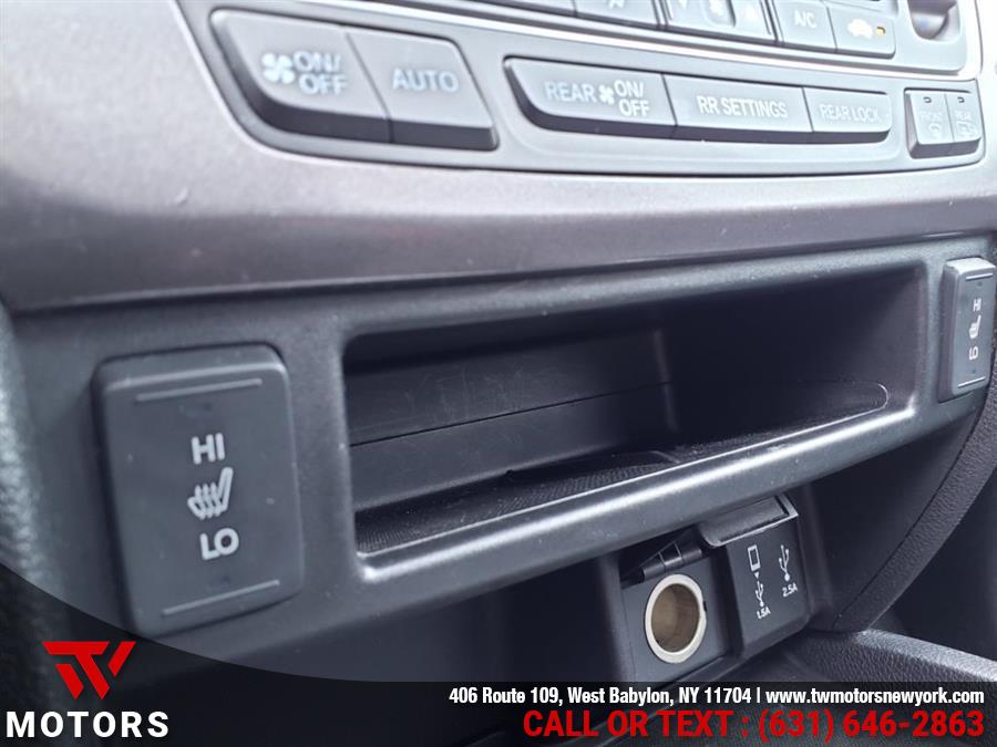 2017 Honda Pilot EX-L w/Navi, available for sale in West Babylon, New York | TW Motors. West Babylon, New York 2017 Honda Pilot EX-L w/Navi, available for sale in West Babylon, New York | TW Motors. West Babylon, New York