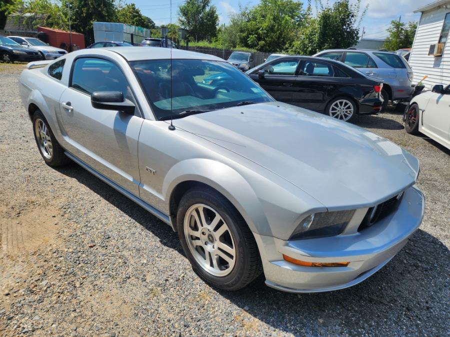 Used Ford Mustang 2dr Cpe GT Premium 2005 | SGM Auto Sales. West Babylon, New York