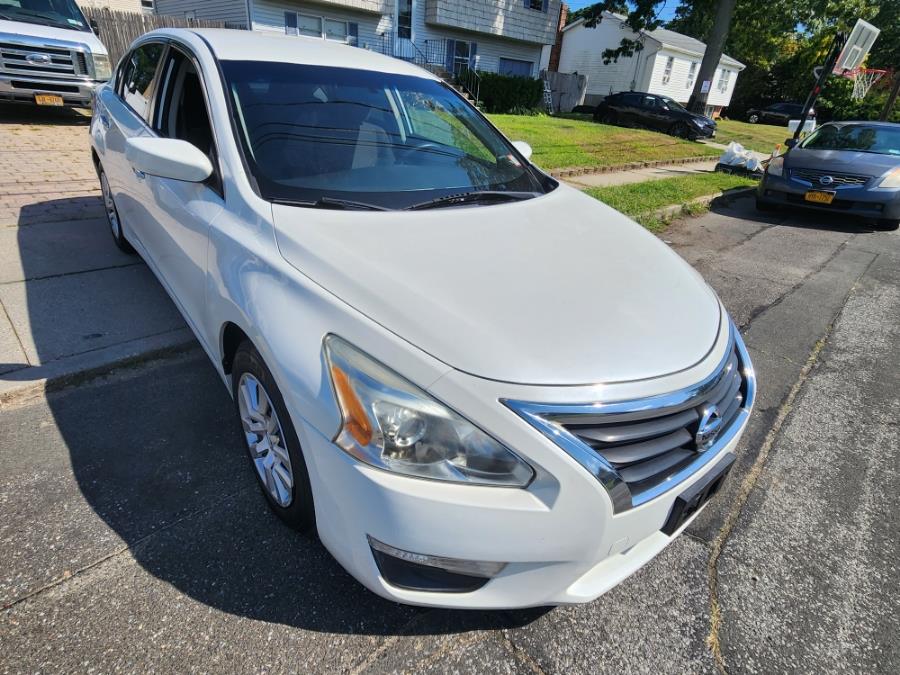 Used 2014 Nissan Altima in West Babylon, New York | SGM Auto Sales. West Babylon, New York