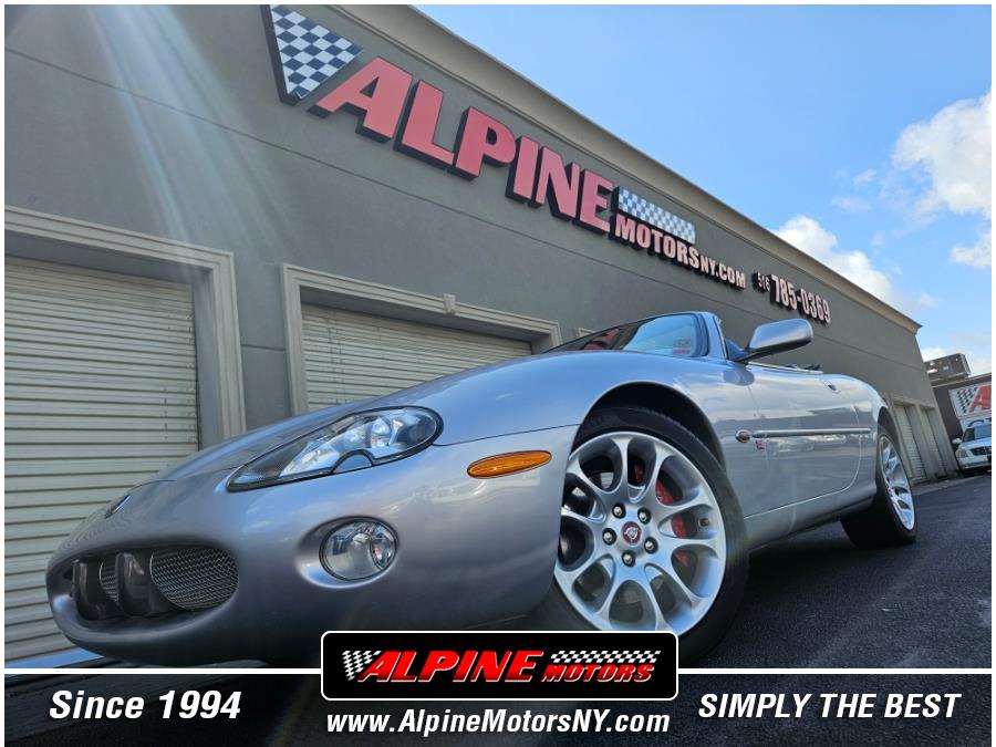 Used 2002 Jaguar XK8 in Wantagh, New York | Alpine Motors Inc. Wantagh, New York