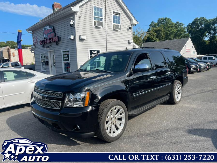 Used 2009 Chevrolet Suburban in Selden, New York | Apex Auto. Selden, New York