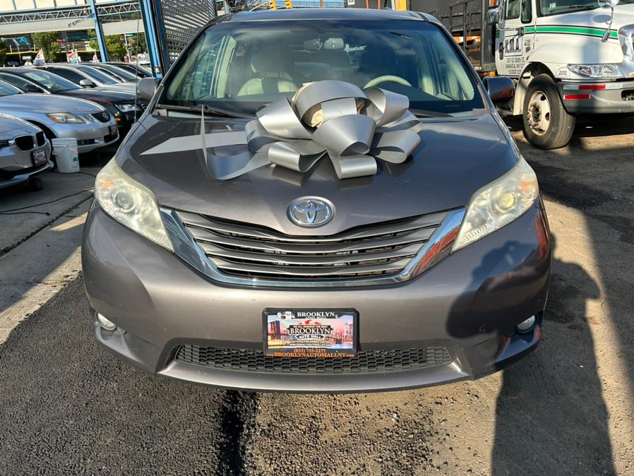 Used 2013 Toyota Sienna in Brooklyn, New York | Brooklyn Auto Mall LLC. Brooklyn, New York