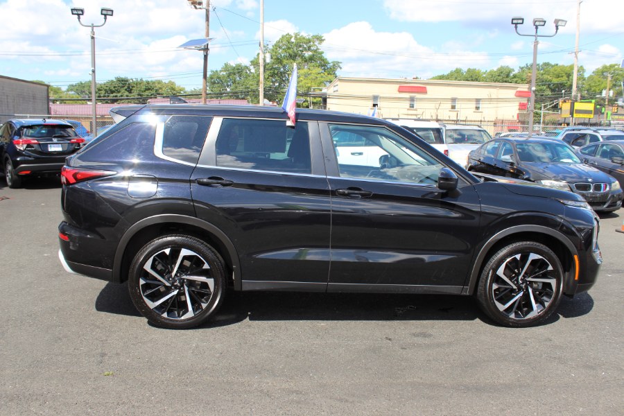 2023 Mitsubishi Outlander SE S-AWC, available for sale in Irvington, New Jersey | NJ Used Cars Center. Irvington, New Jersey 2023 Mitsubishi Outlander SE S-AWC, available for sale in Irvington, New Jersey | NJ Used Cars Center. Irvington, New Jersey