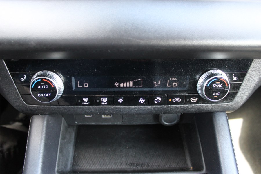 2023 Mitsubishi Outlander SE S-AWC, available for sale in Irvington, New Jersey | NJ Used Cars Center. Irvington, New Jersey 2023 Mitsubishi Outlander SE S-AWC, available for sale in Irvington, New Jersey | NJ Used Cars Center. Irvington, New Jersey