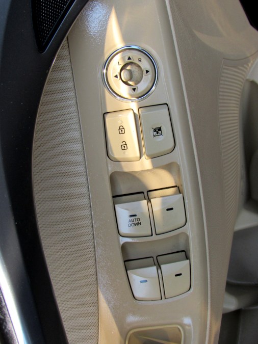 2013 Hyundai Elantra 4dr Sdn Auto GLS, available for sale in Paterson, New Jersey | MFG Prestige Auto Group. Paterson, New Jersey 2013 Hyundai Elantra 4dr Sdn Auto GLS, available for sale in Paterson, New Jersey | MFG Prestige Auto Group. Paterson, New Jersey