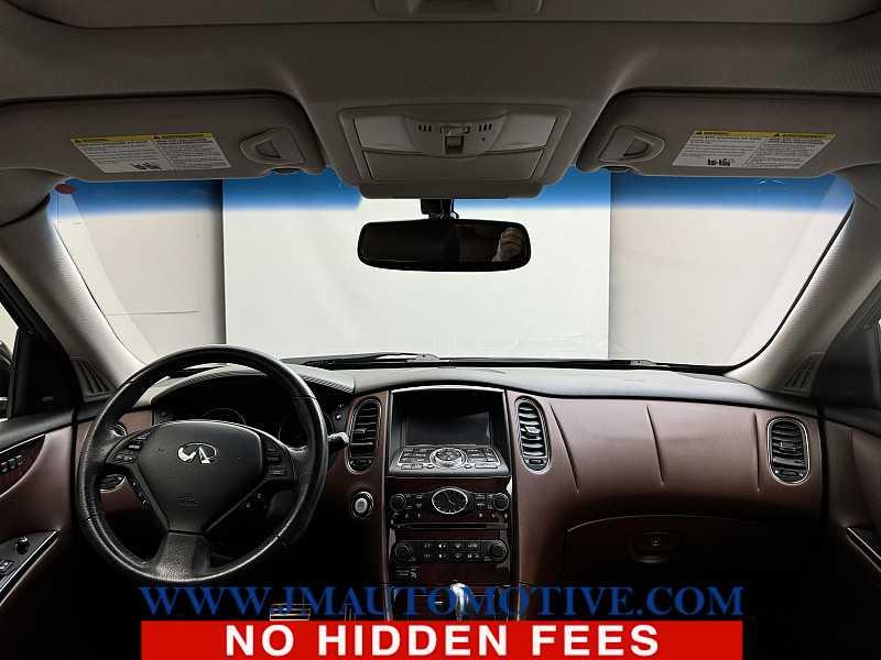 2016 Nissan Pathfinder SV, available for sale in Naugatuck, Connecticut | J&M Automotive Sls&Svc LLC. Naugatuck, Connecticut 2016 Nissan Pathfinder SV, available for sale in Naugatuck, Connecticut | J&M Automotive Sls&Svc LLC. Naugatuck, Connecticut