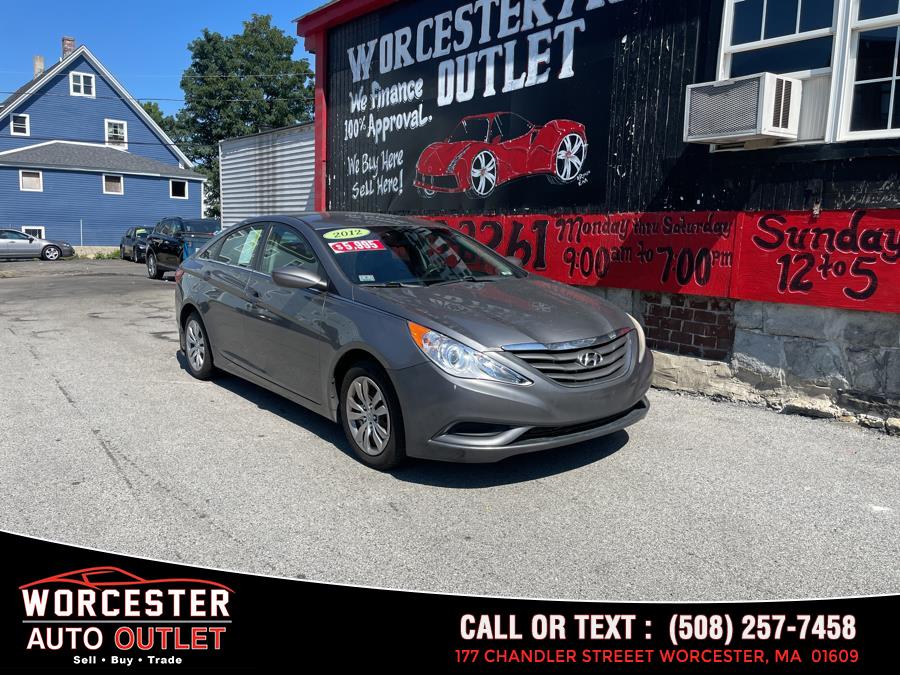 Used 2013 Hyundai Sonata in Worcester, Massachusetts | Worcester Auto Outlet LLC. Worcester, Massachusetts