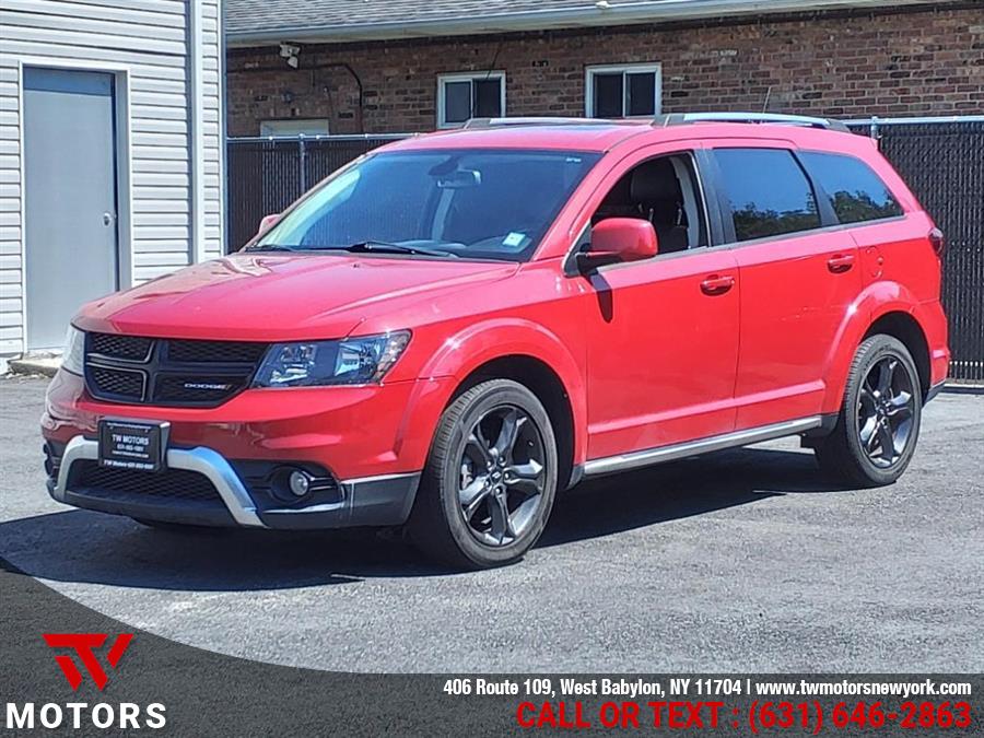 Used 2020 Dodge Journey in West Babylon, New York | TW Motors. West Babylon, New York