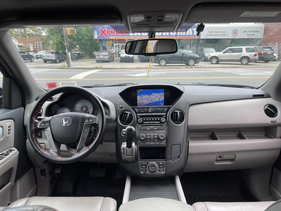 2013 Honda Pilot 4WD 4dr Touring w/RES & Navi, available for sale in BROOKLYN, New York | Deals on Wheels International Auto. BROOKLYN, New York 2013 Honda Pilot 4WD 4dr Touring w/RES & Navi, available for sale in BROOKLYN, New York | Deals on Wheels International Auto. BROOKLYN, New York