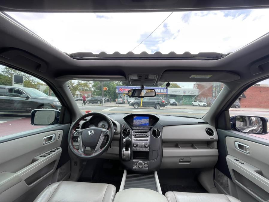 2013 Honda Pilot 4WD 4dr Touring w/RES & Navi, available for sale in BROOKLYN, New York | Deals on Wheels International Auto. BROOKLYN, New York 2013 Honda Pilot 4WD 4dr Touring w/RES & Navi, available for sale in BROOKLYN, New York | Deals on Wheels International Auto. BROOKLYN, New York