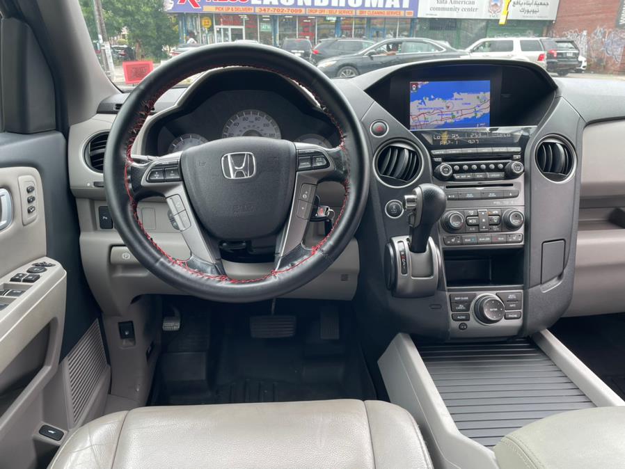 2013 Honda Pilot 4WD 4dr Touring w/RES & Navi, available for sale in BROOKLYN, New York | Deals on Wheels International Auto. BROOKLYN, New York 2013 Honda Pilot 4WD 4dr Touring w/RES & Navi, available for sale in BROOKLYN, New York | Deals on Wheels International Auto. BROOKLYN, New York