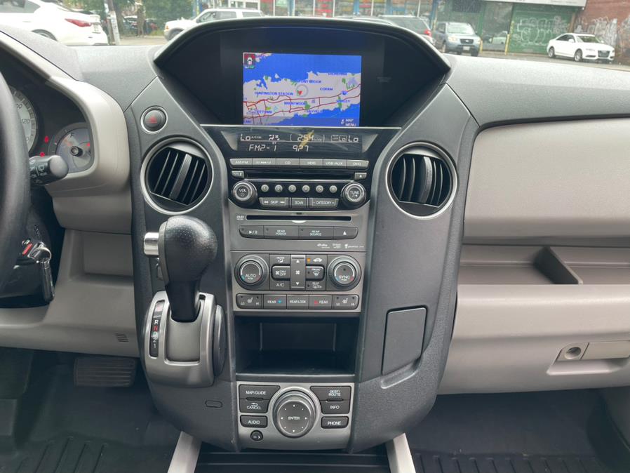 2013 Honda Pilot 4WD 4dr Touring w/RES & Navi, available for sale in BROOKLYN, New York | Deals on Wheels International Auto. BROOKLYN, New York 2013 Honda Pilot 4WD 4dr Touring w/RES & Navi, available for sale in BROOKLYN, New York | Deals on Wheels International Auto. BROOKLYN, New York