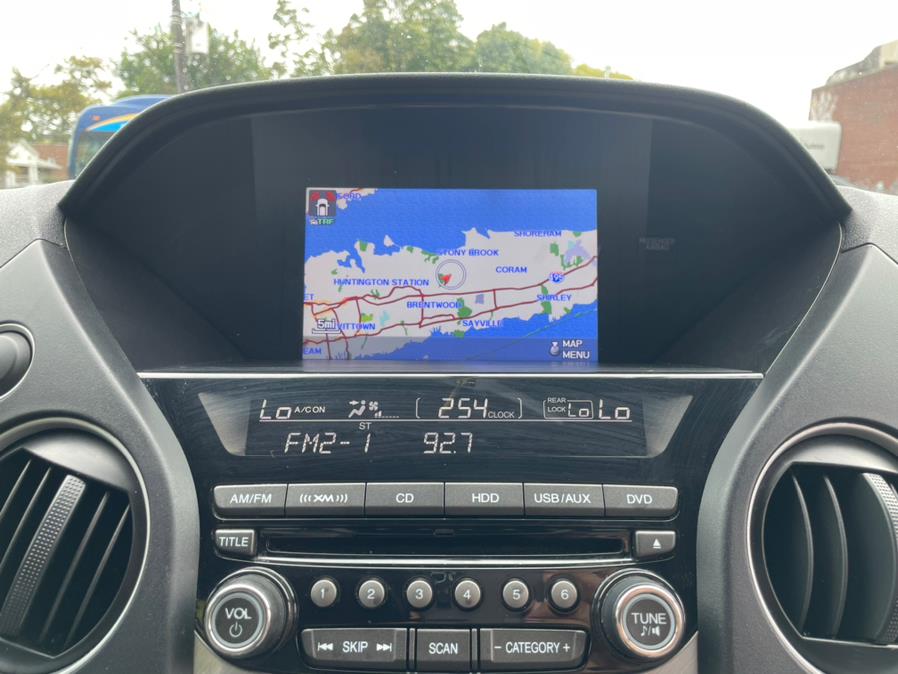 2013 Honda Pilot 4WD 4dr Touring w/RES & Navi, available for sale in BROOKLYN, New York | Deals on Wheels International Auto. BROOKLYN, New York 2013 Honda Pilot 4WD 4dr Touring w/RES & Navi, available for sale in BROOKLYN, New York | Deals on Wheels International Auto. BROOKLYN, New York