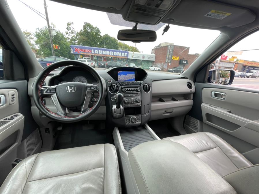 2013 Honda Pilot 4WD 4dr Touring w/RES & Navi, available for sale in BROOKLYN, New York | Deals on Wheels International Auto. BROOKLYN, New York 2013 Honda Pilot 4WD 4dr Touring w/RES & Navi, available for sale in BROOKLYN, New York | Deals on Wheels International Auto. BROOKLYN, New York