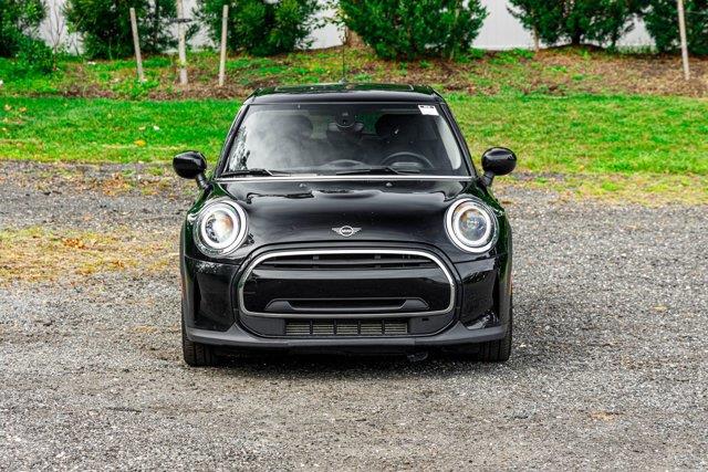 Used 2022 MINI Hardtop 4 Door Oxford Edition with VIN WMW33DK04N2P83776 for sale in Great Neck, NY