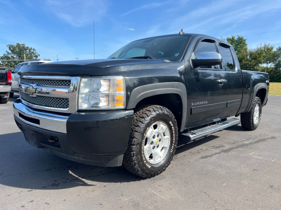 Used 2011 Chevrolet Silverado 1500 in Ortonville, Michigan | Marsh Auto Sales LLC. Ortonville, Michigan