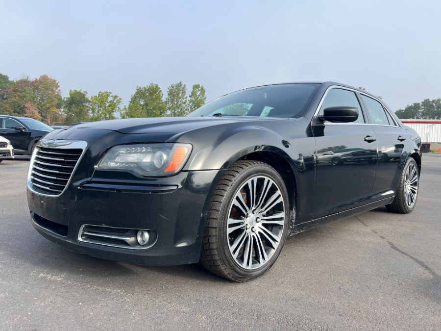 Used 2012 Chrysler 300 in Ortonville, Michigan | Marsh Auto Sales LLC. Ortonville, Michigan