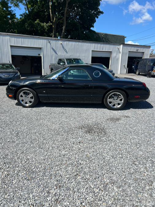 2002 Ford Thunderbird Premium photo 1