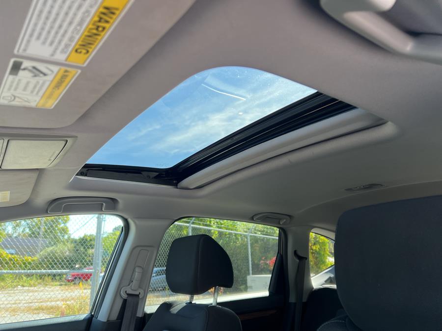 2017 Honda CR-V EX AWD, available for sale in Milford, Connecticut | Dealertown Auto Wholesalers. Milford, Connecticut 2017 Honda CR-V EX AWD, available for sale in Milford, Connecticut | Dealertown Auto Wholesalers. Milford, Connecticut