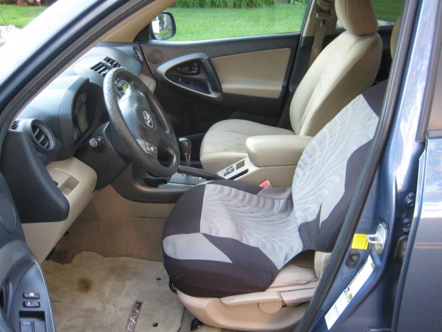 2012 Toyota Rav4 Base 4x4 4dr SUV, available for sale in Massapequa, New York | Rite Choice Auto Inc.. Massapequa, New York 2012 Toyota Rav4 Base 4x4 4dr SUV, available for sale in Massapequa, New York | Rite Choice Auto Inc.. Massapequa, New York