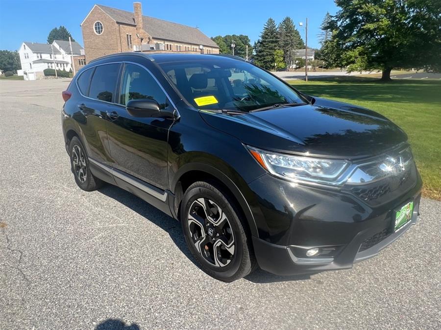 Used 2018 Honda Cr-v in Lawrence, Massachusetts | Home Run Auto Sales Inc. Lawrence, Massachusetts