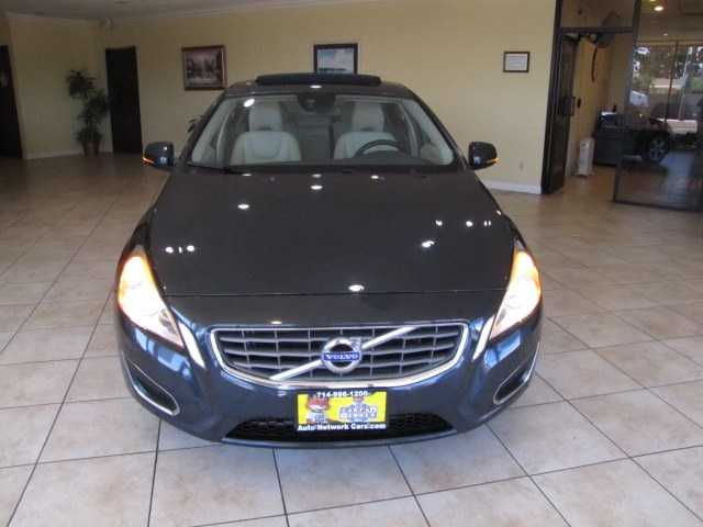 2012 Volvo S60 T5 photo 1