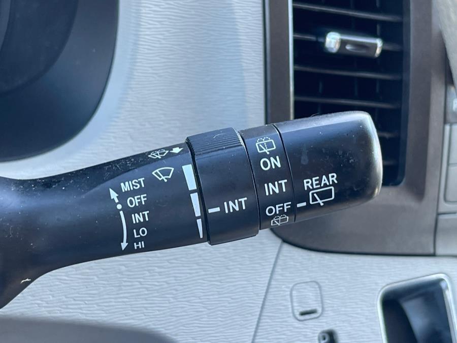 2013 Toyota Sienna 5dr 7-Pass Van V6 LE AAS FWD (Natl), available for sale in Irvington , New Jersey | Auto Haus of Irvington Corp. Irvington , New Jersey 2013 Toyota Sienna 5dr 7-Pass Van V6 LE AAS FWD (Natl), available for sale in Irvington , New Jersey | Auto Haus of Irvington Corp. Irvington , New Jersey