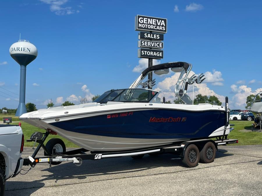 Used 2018 Mastercraft XT22 in Darien, Wisconsin | Geneva Motor Cars. Darien, Wisconsin