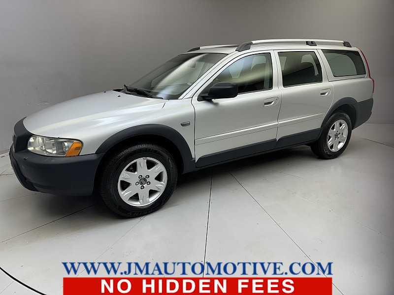 2005 Volvo Xc70 5D WAGON AWD W/SUNROOF, available for sale in Naugatuck, Connecticut | J&M Automotive Sls&Svc LLC. Naugatuck, Connecticut 2005 Volvo Xc70 5D WAGON AWD W/SUNROOF, available for sale in Naugatuck, Connecticut | J&M Automotive Sls&Svc LLC. Naugatuck, Connecticut